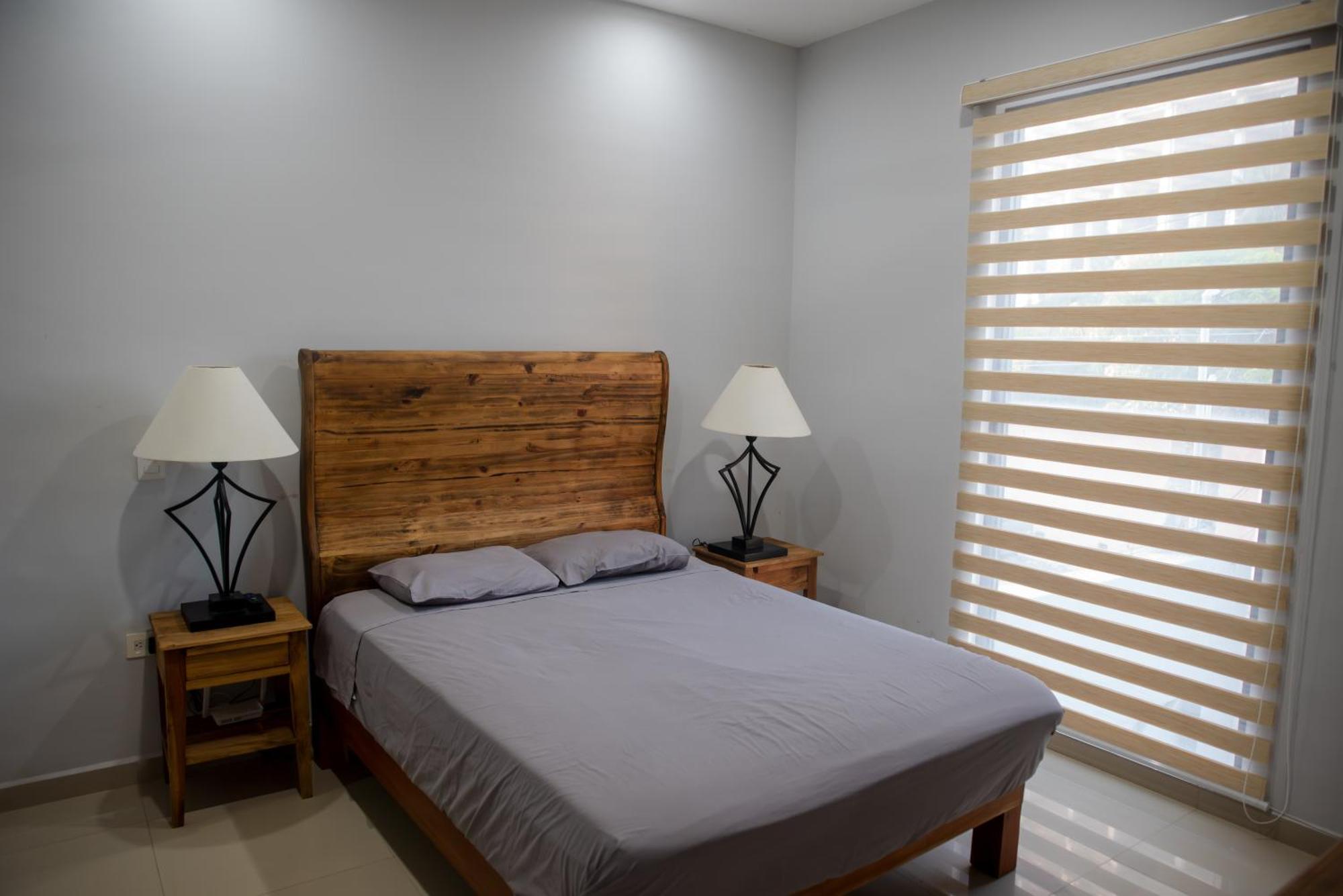 2br/2ba 1 Block To Ocean! - Unit 3 Apartment *