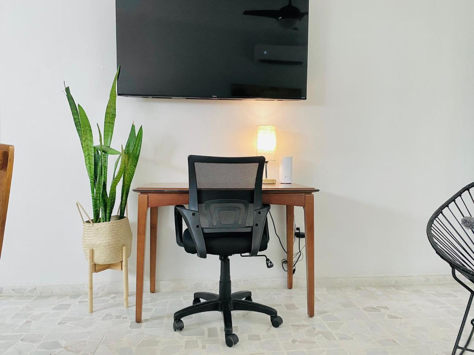 Ecosuite 1, Cerca Del Oceano Y Del Centro De *