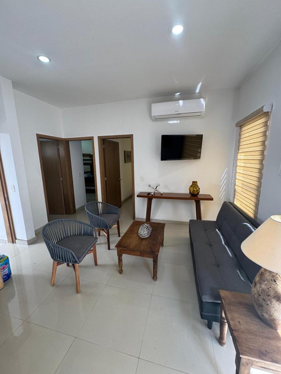Apartment 2br 1ba 1 Block To Ocean 1 Mazatlan