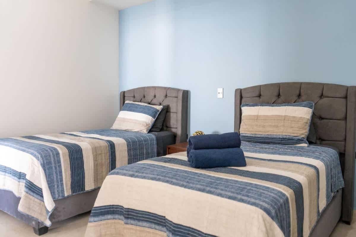 De Lujo Frente Al Mar En El Malecon - Alt 804 Apartamento *
