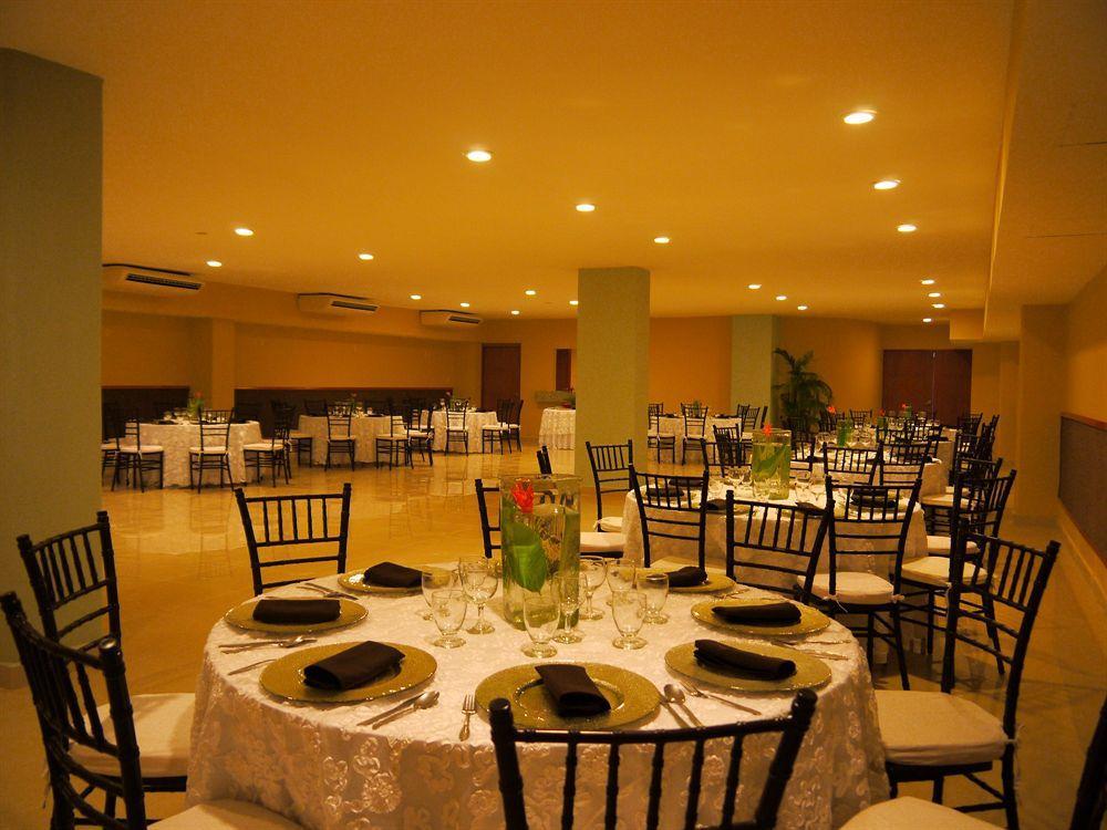 Oceano Palace Hotel Mazatlán