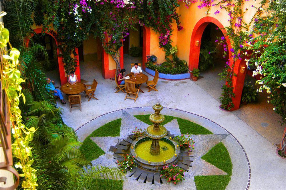 The Melville Boutique 3*