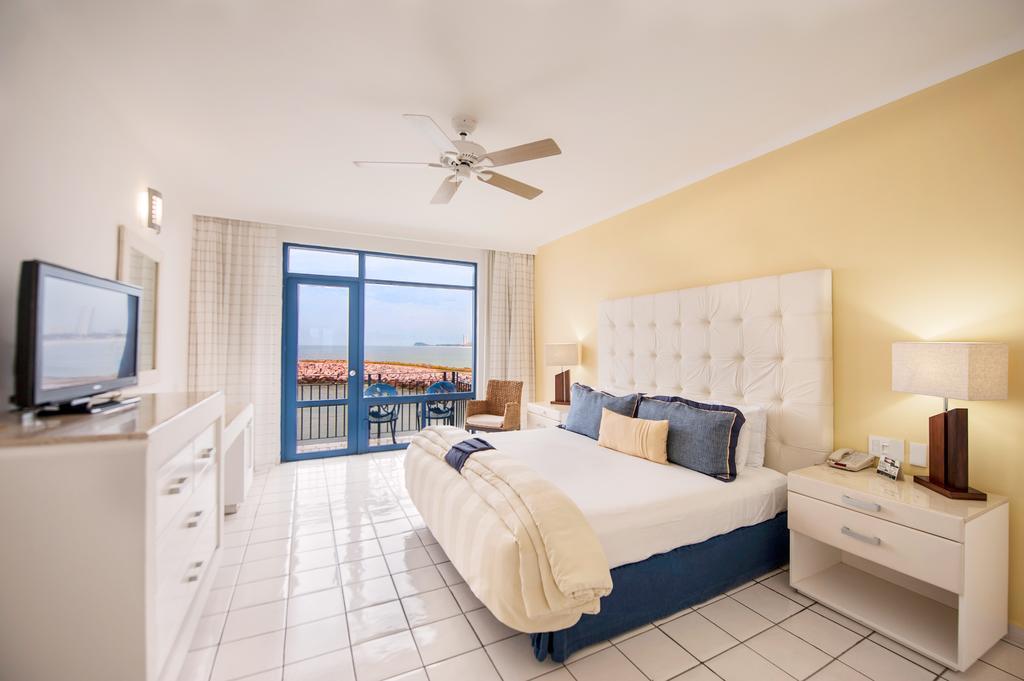 Hotel El Cid Marina 4*
