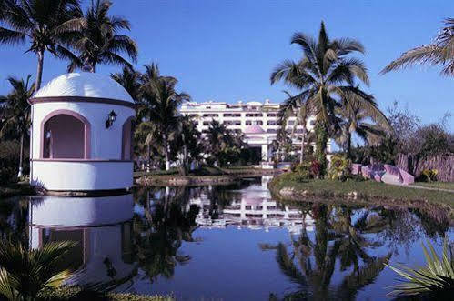 Costa Bonita Resort