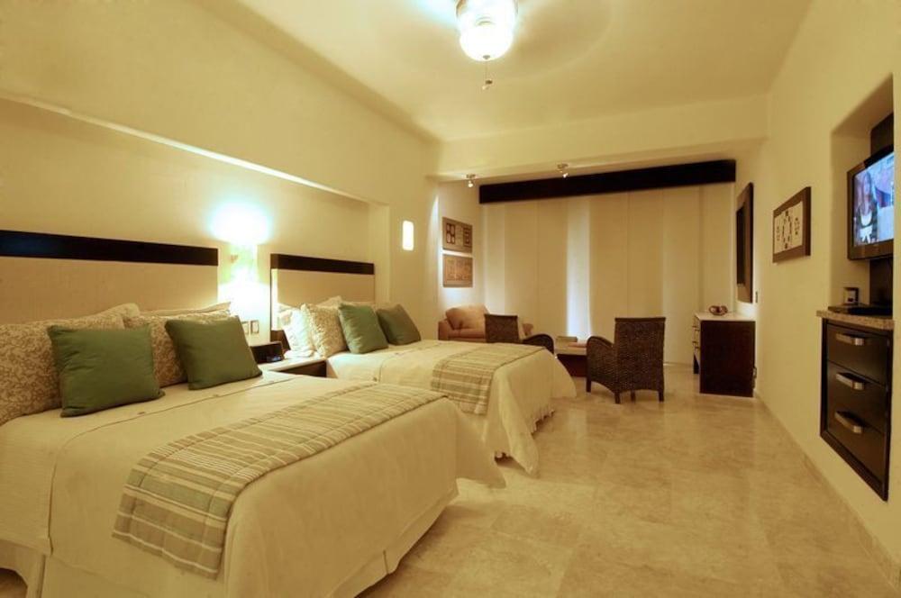 Zafiro Boutique 4* Mazatlán