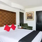 Hotel Dorada Inn