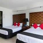 Hotel Dorada Inn