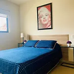 Departamento Muy Cerca De La Playa En Condominios La Paz