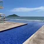 Condo playa cerritos con 2 albercas Mazatlan