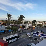 Zona Dorada Suites