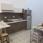 Departamento Con Diseno Elegante Y Ambiente Intimo En Zona Centrica Y Muy Cerca De La Playa