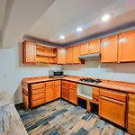 Hostal La Casa De Madera