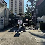 Casa Enfrente Del Mar Y Malecon!