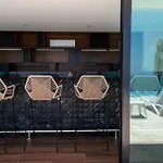 Colibrí. Moderno condominio con alberca!