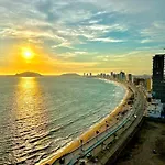 Sunset View Malecón 1401 Vista panoramica al mar