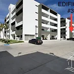 New~Promo~2 Queen Beds~Near Beach~Poolside~Sleep 6
