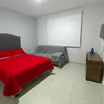 Departamento Zona Dorada 100 Mts De Playa