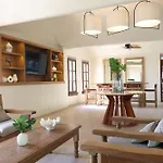 Hotel Sands Arenas