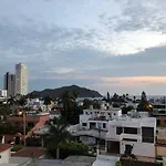 Dpto De 2 Recamaras Con Alberca Excelente Ubicacion