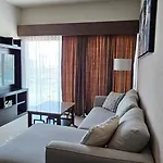 Departamento Torre Iberika Cercas Del Malecon