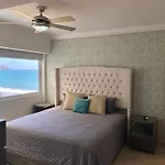 A Pie De Playa Con Alberca Jacuzzi Vista Al Mar