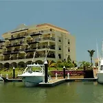 Serena Hotel And Residences