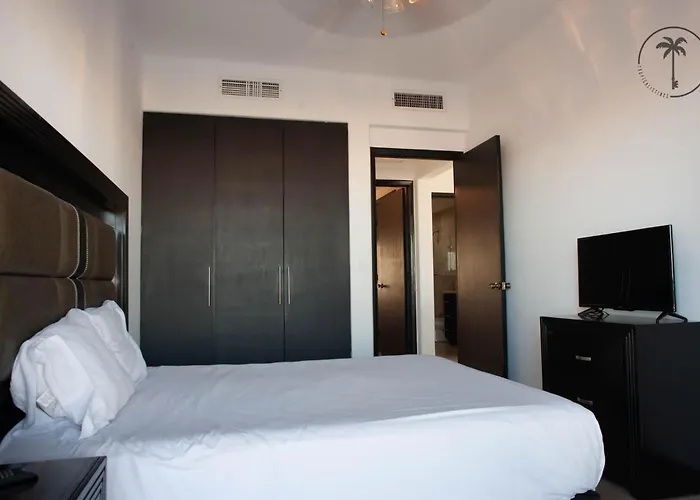 Spacious Apartment With Pool Facing The Ocean In Mazatlan - Marina