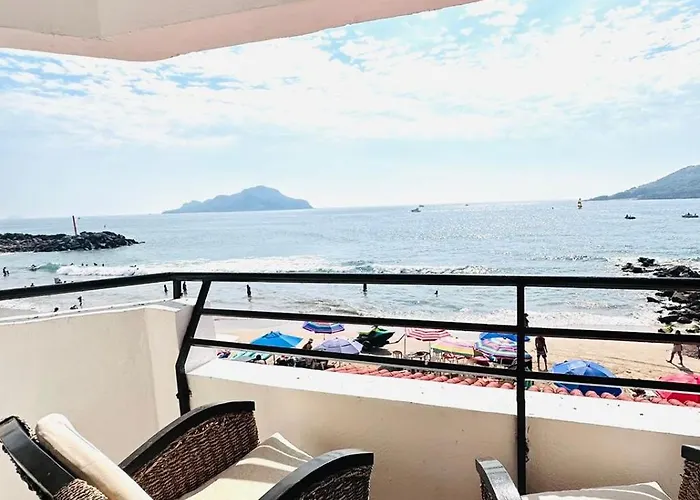 *Loft Con Balcon En Playa De Zona Dorada Mazatlan*