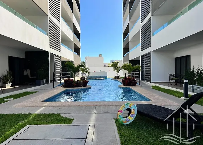 New~Promo~2 Queen Beds~Near Beach~Poolside~Sleep 6
