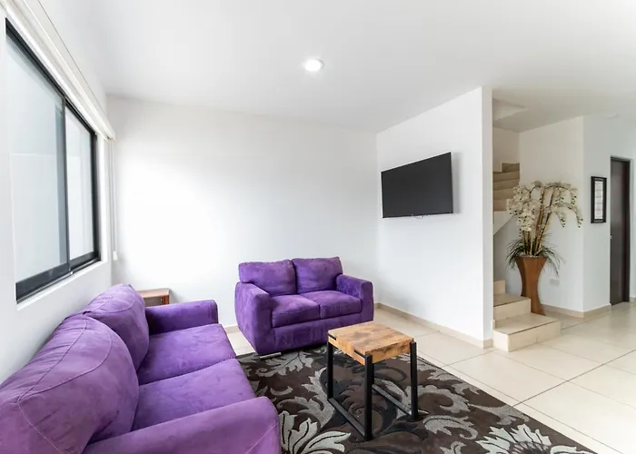 Comoda Casa En Cerritos Con Alberca