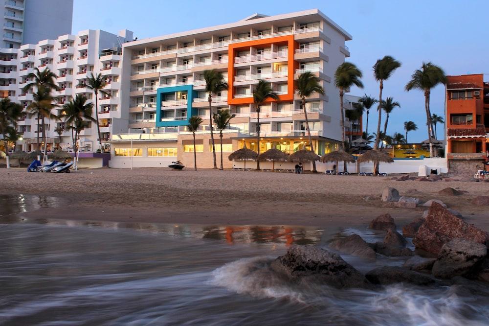 Star Palace Hotel 3*