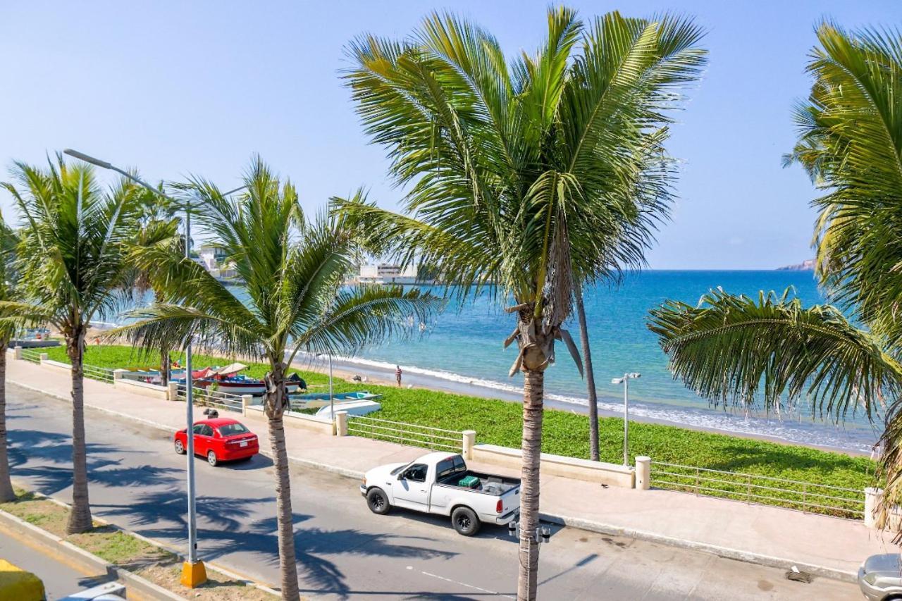 Puerto Viejo Hotel *