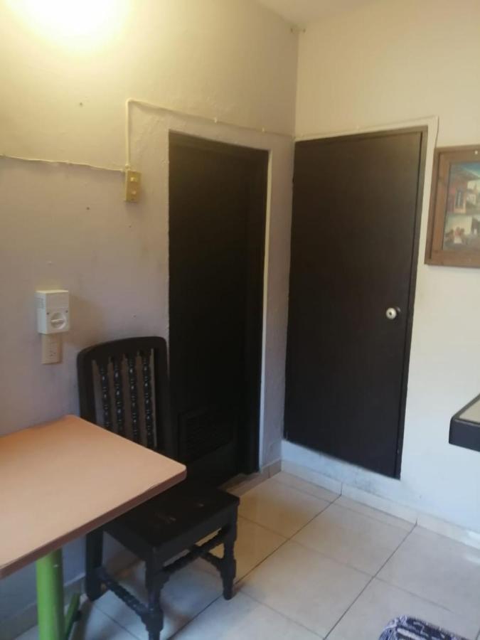 Puerto Viejo Hotel *
