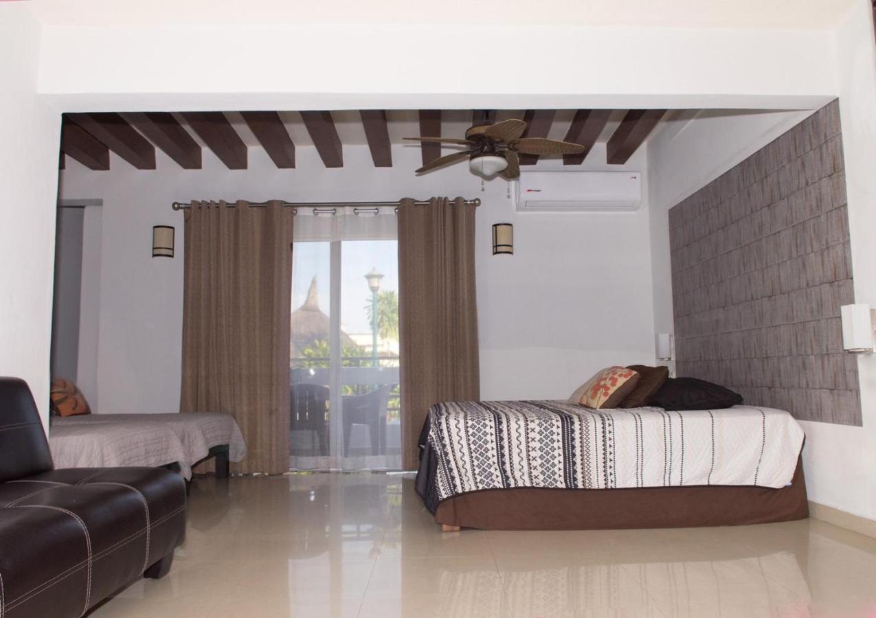 Casa Vacacional A 5 Min De La Playa, 12 O Más Personas