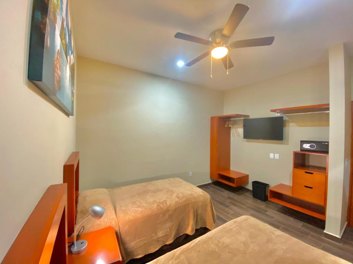 La Lola Hotel&suites Hotel