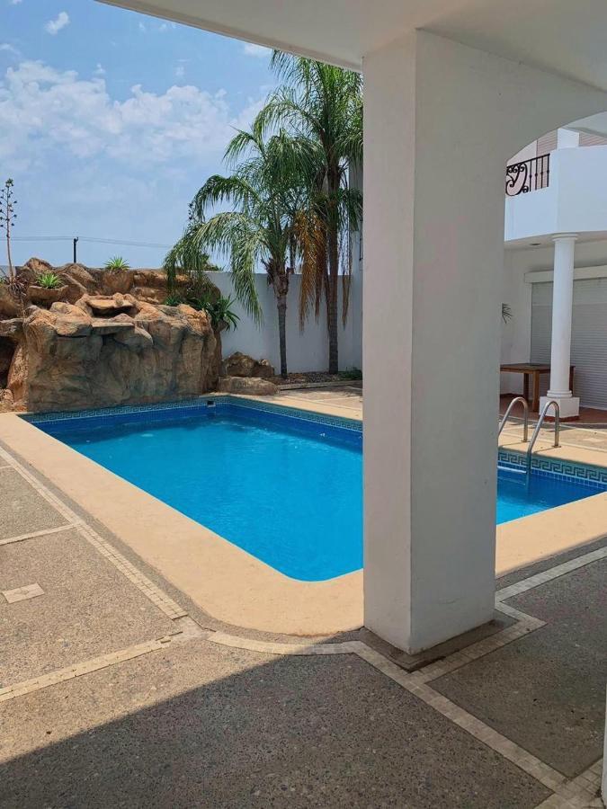 Cerritos Tomini 97a * Mazatlan