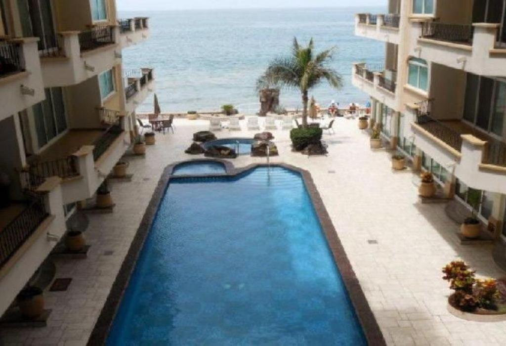 Apartamento Ocean Front- Marina View- Tiara Sands Resort, Sleeps 4