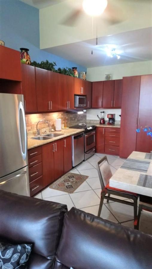 Apartamento Ocean Front- Marina View- Tiara Sands Resort, Sleeps 4