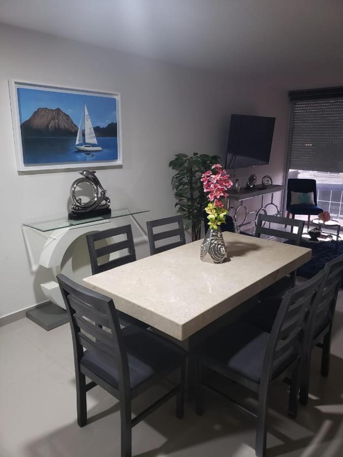 Departamento En Malecon Portico Apartamento *