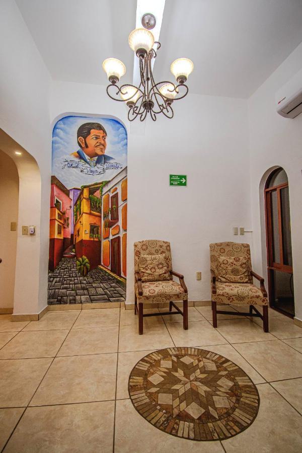 Guest house Departamentos Claussen *