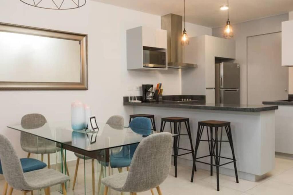 Departamento En Planta Baja Con Terraza