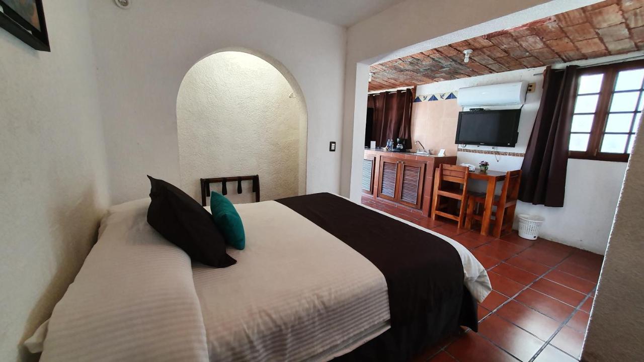 Hill House - * Mazatlan