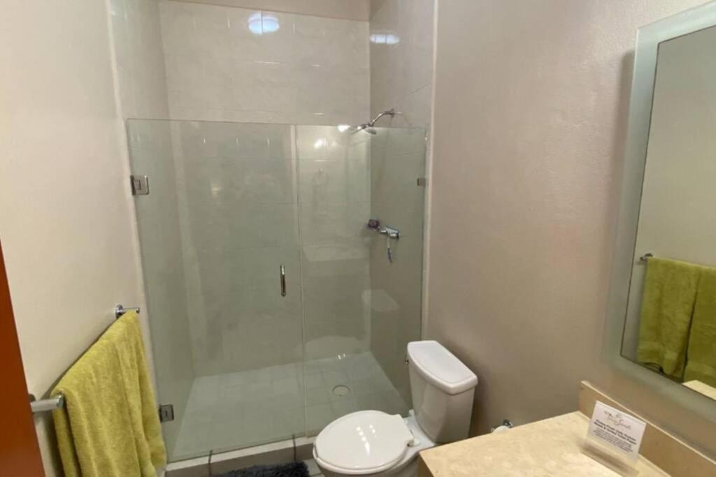 Tiara Sands 503 A Pie De Playa! Apartamento
