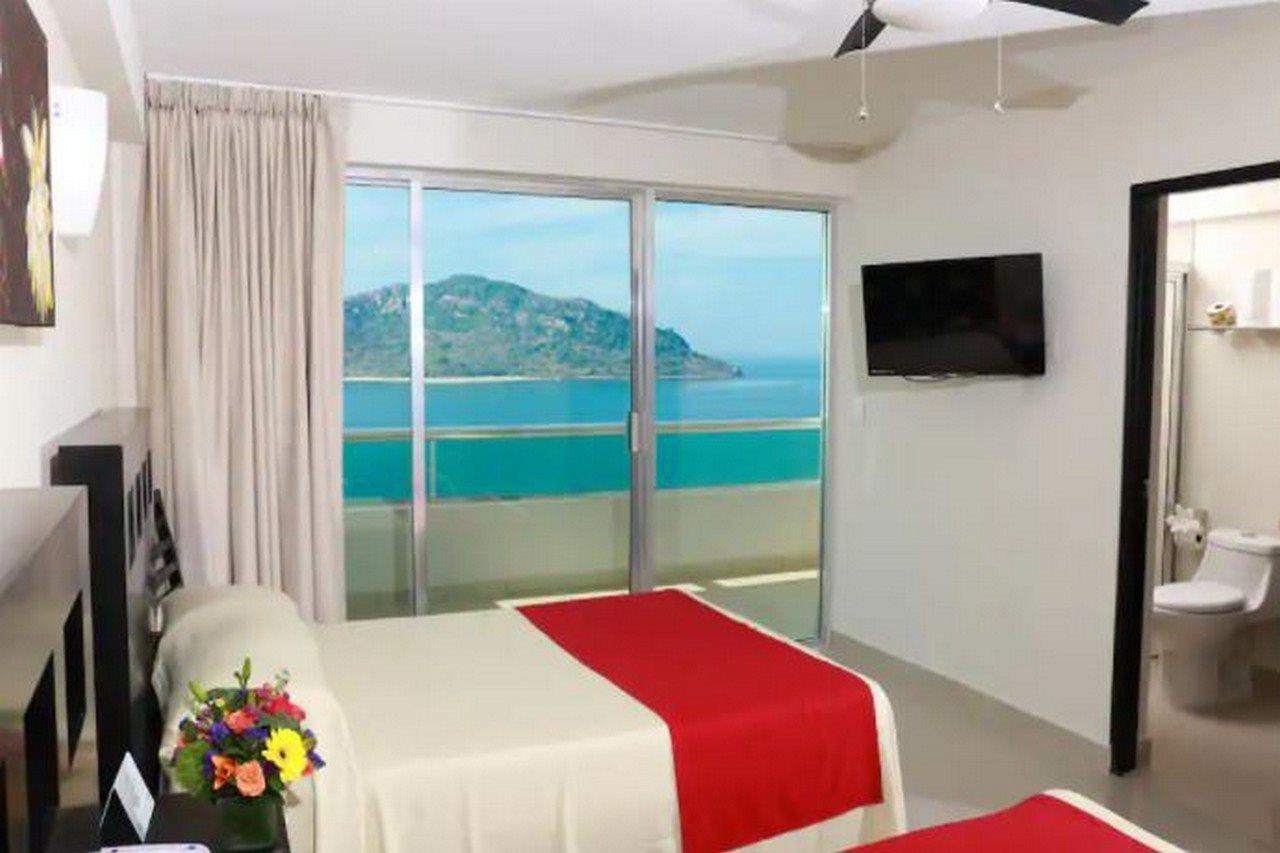 Flores Resort Mazatlan
