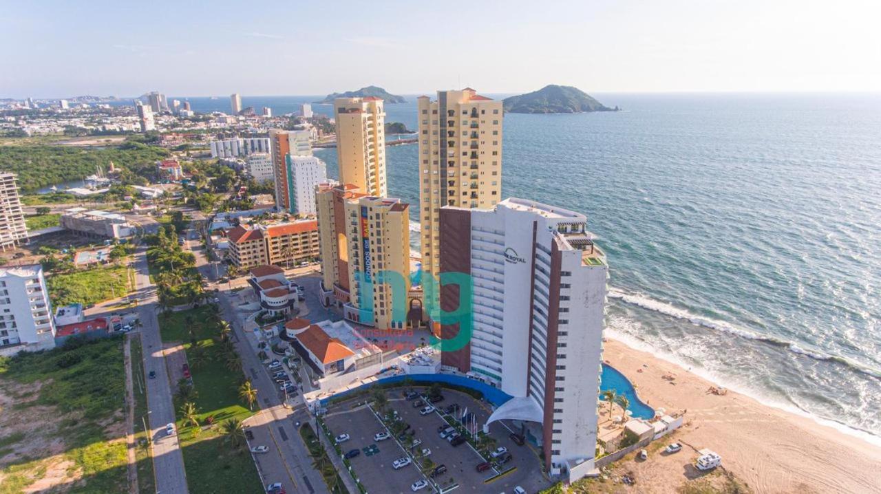 Crown Park Royal Apartamento
