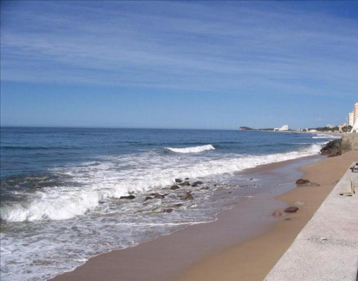 Ocean Front- Marina View- Tiara Sands Resort, Sleeps 4 Apartamento Mazatlán