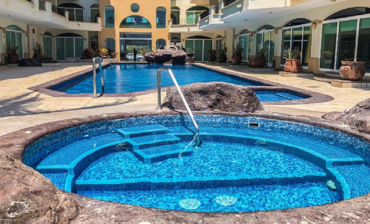 Ocean Front- Marina View- Tiara Sands Resort, Sleeps 4