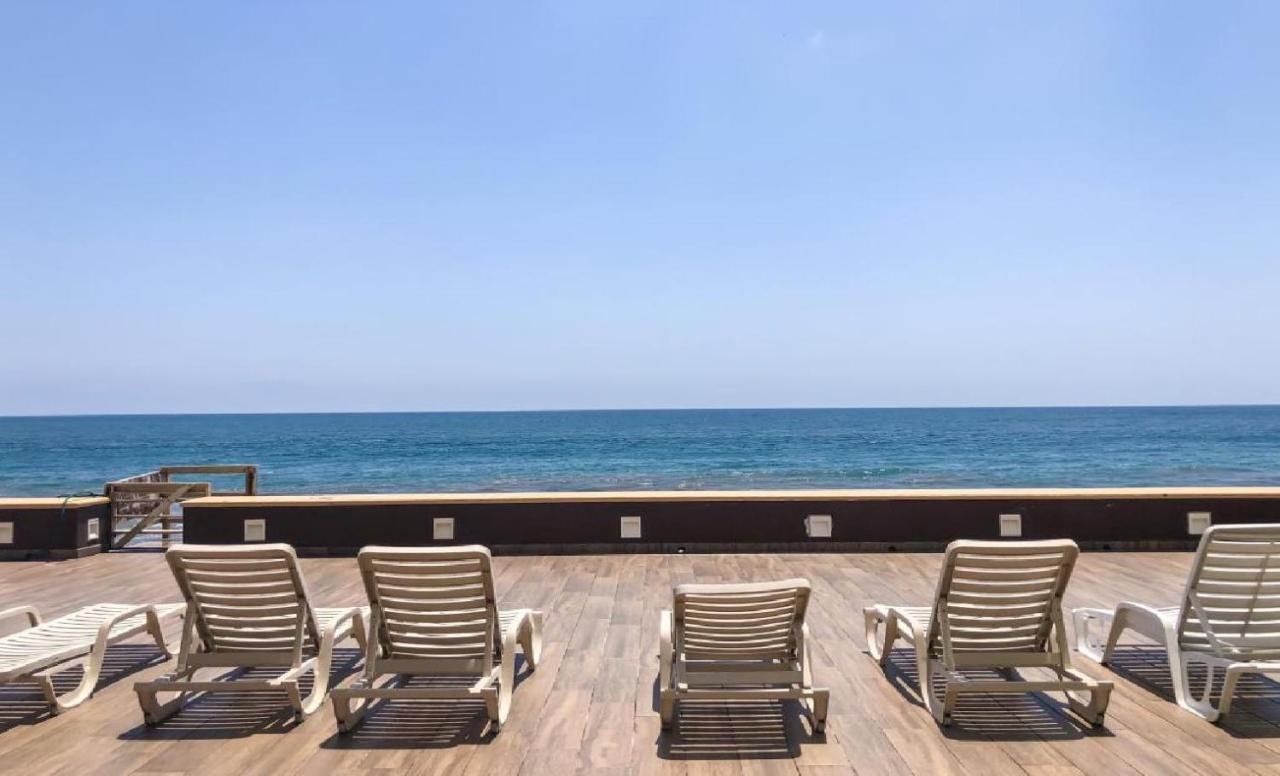 Ocean Front- Marina View- Tiara Sands Resort, Sleeps 4 Mazatlán