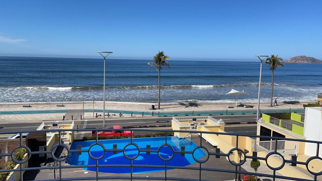 Departamento En Torre Miramar, Malecon De Apartamento *