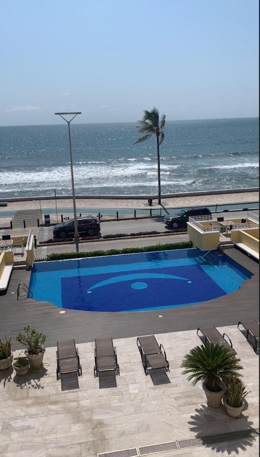 Departamento En Torre Miramar, Malecon De Apartamento